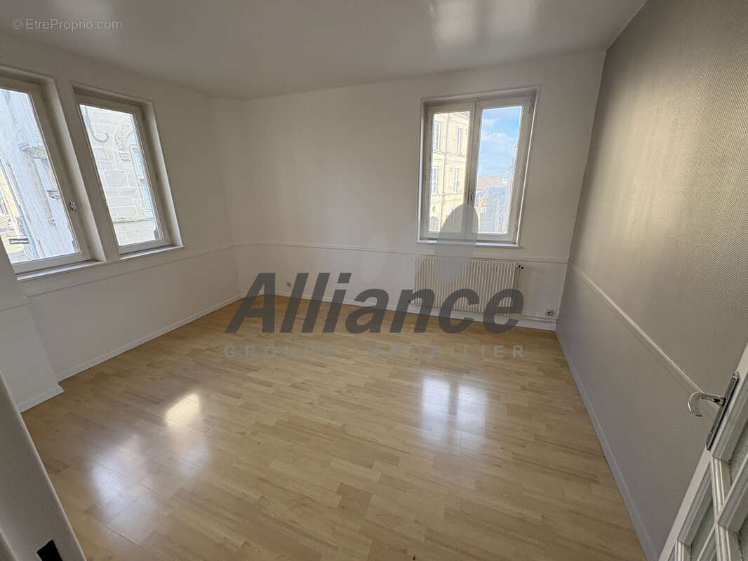 Appartement à LUXEUIL-LES-BAINS