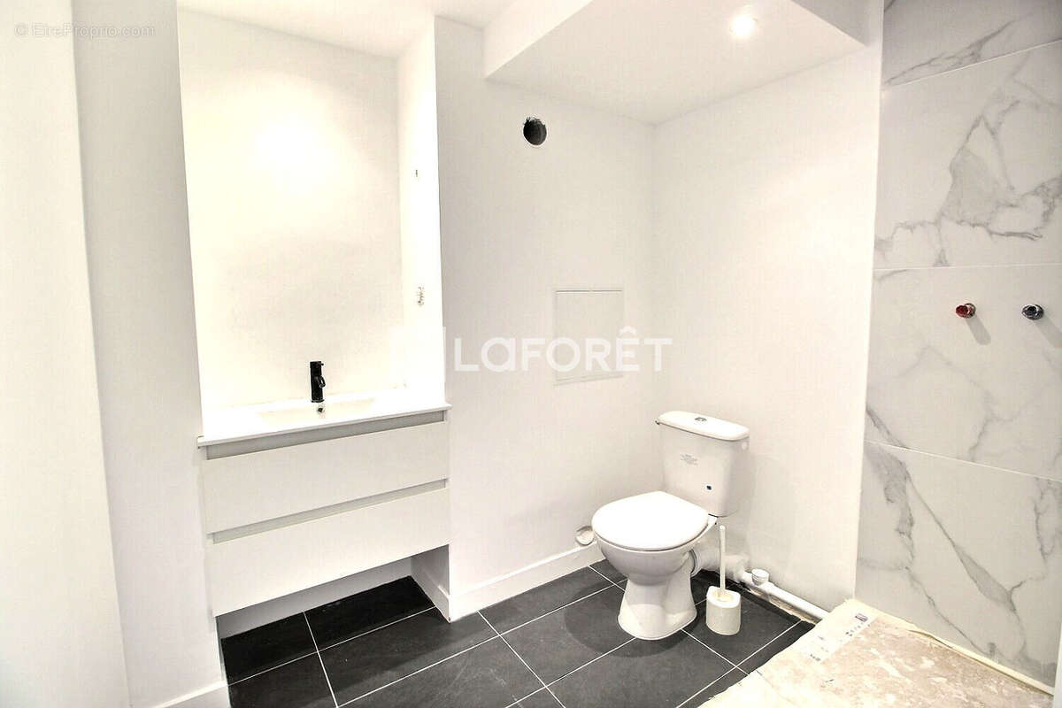 Appartement à VILLENEUVE-LA-GARENNE