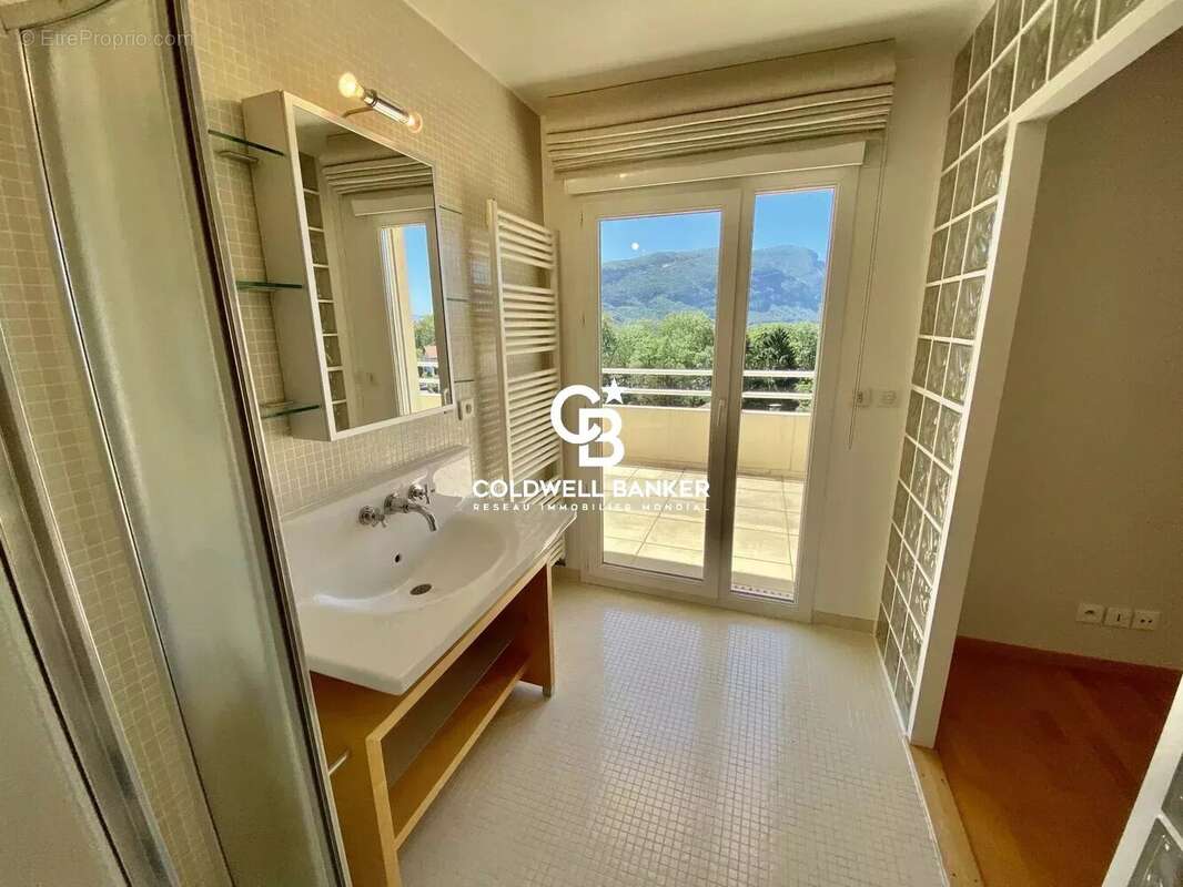 Appartement à ANNEMASSE