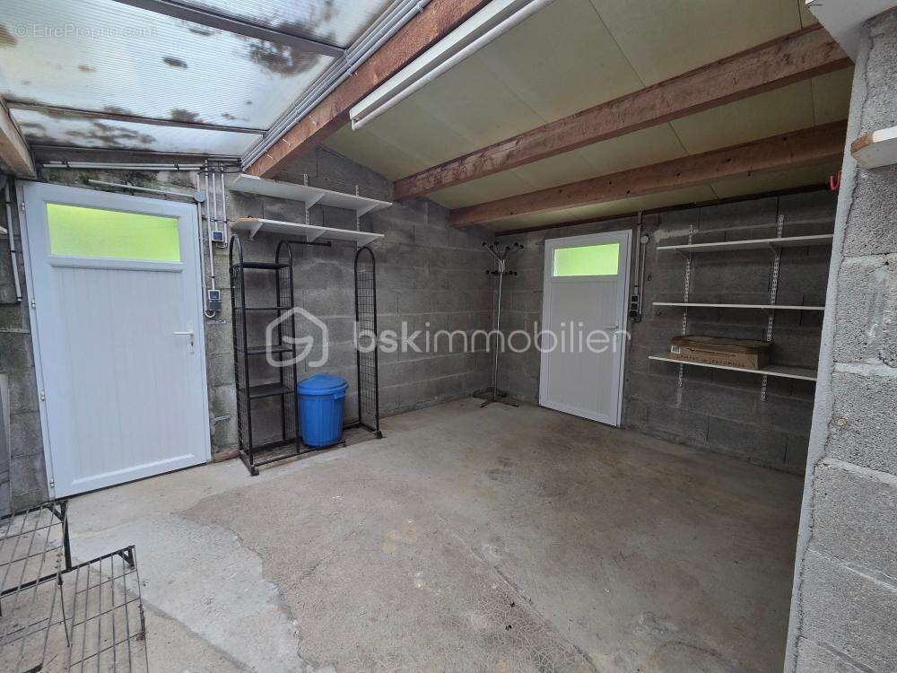 Maison à VERNOUX-EN-GATINE