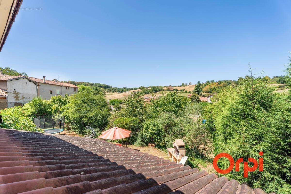 Maison familiale de caractère de 158 m² avec jardin, véranda, garage et cave - photo 17
