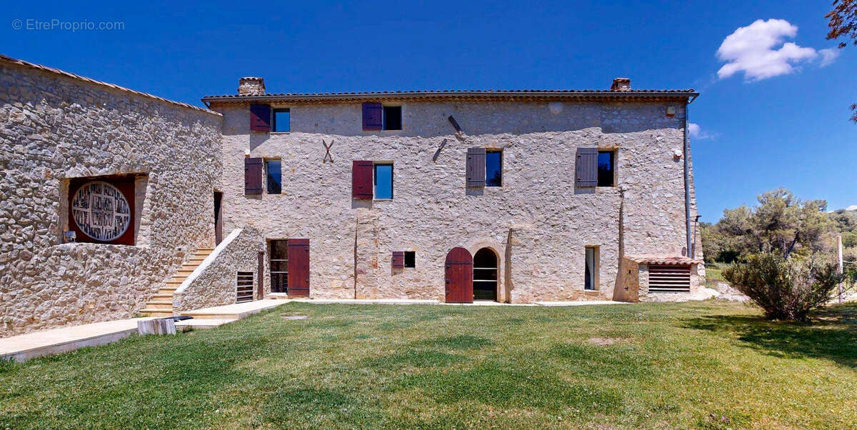 Domaine d'exception - Provence Luberon, 9 pièces 370 m2, 189 ha, vignes, truffière, bois - photo 15