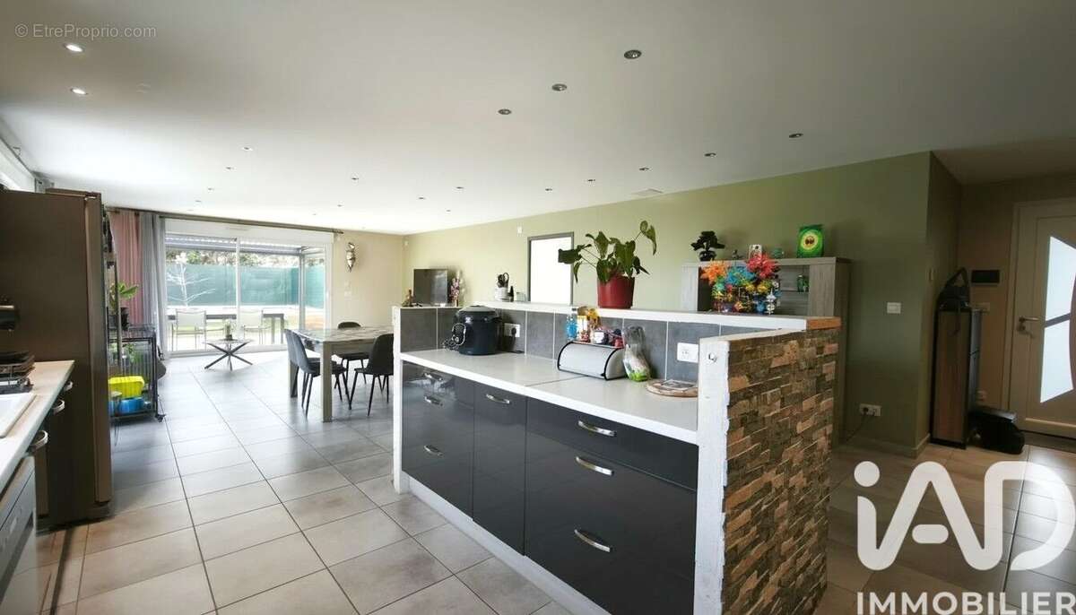 Photo 4 - Maison à SAINT-GERMAIN-LAPRADE