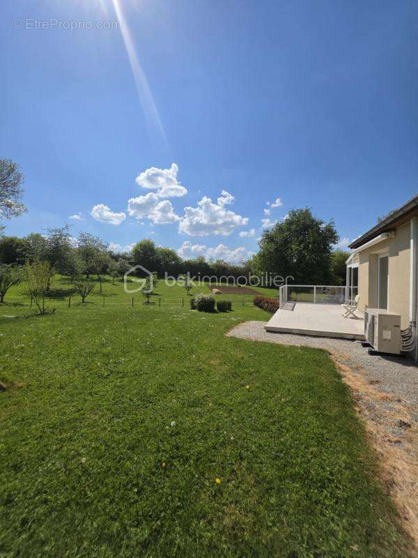 Maison à LE MERLERAULT