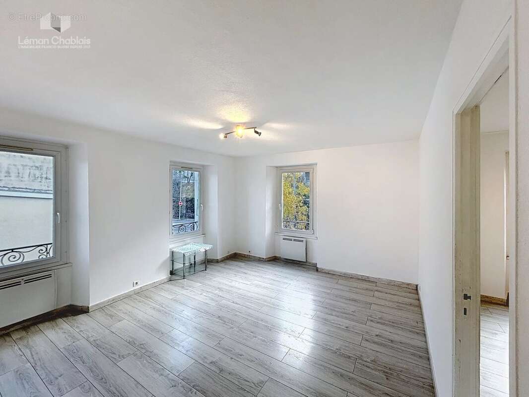 Appartement à EVIAN-LES-BAINS