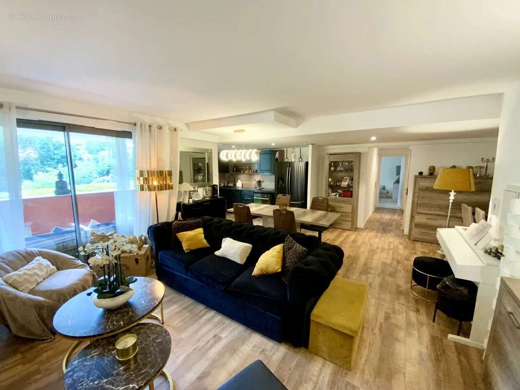 Appartement à MENTON