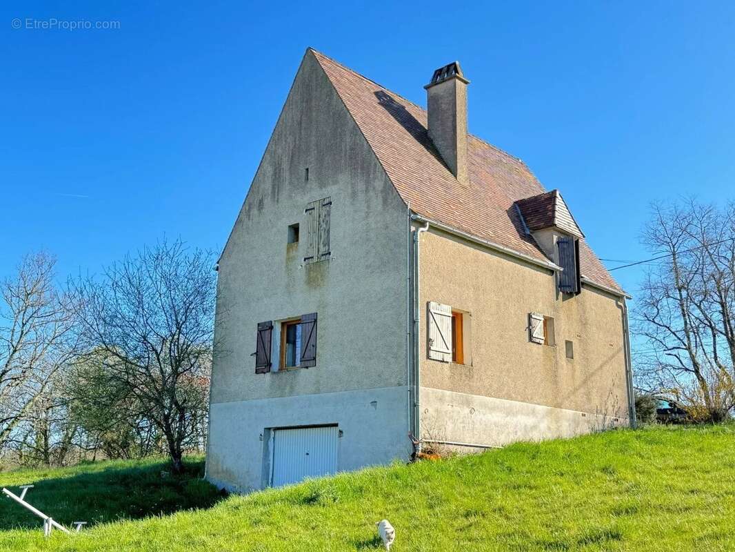 Maison à FLORESSAS