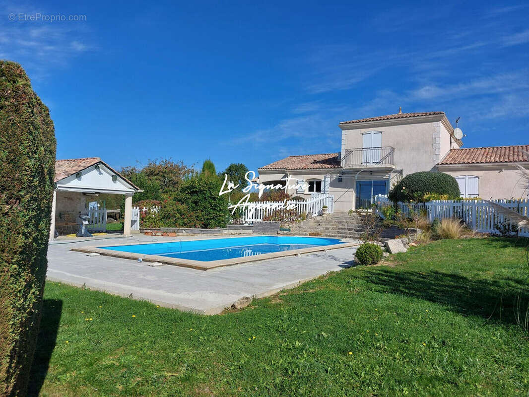 Maison 189 m² à Clermont-Dessous  - photo 2