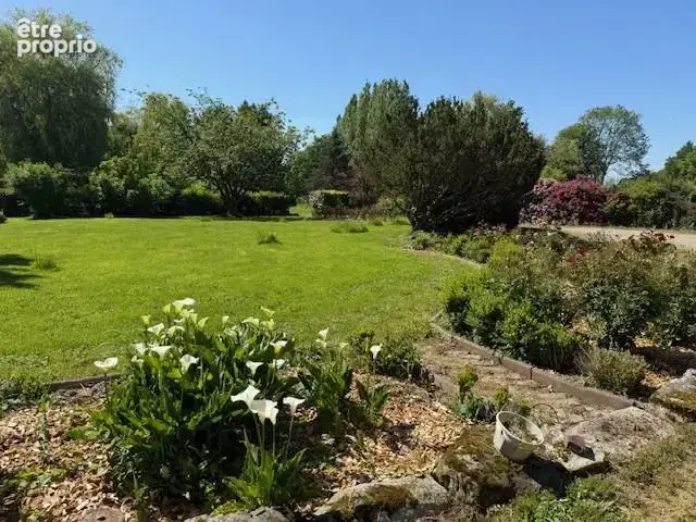 Maison 209 m² à Saint-Aubin-Du-Thenney  - photo 3