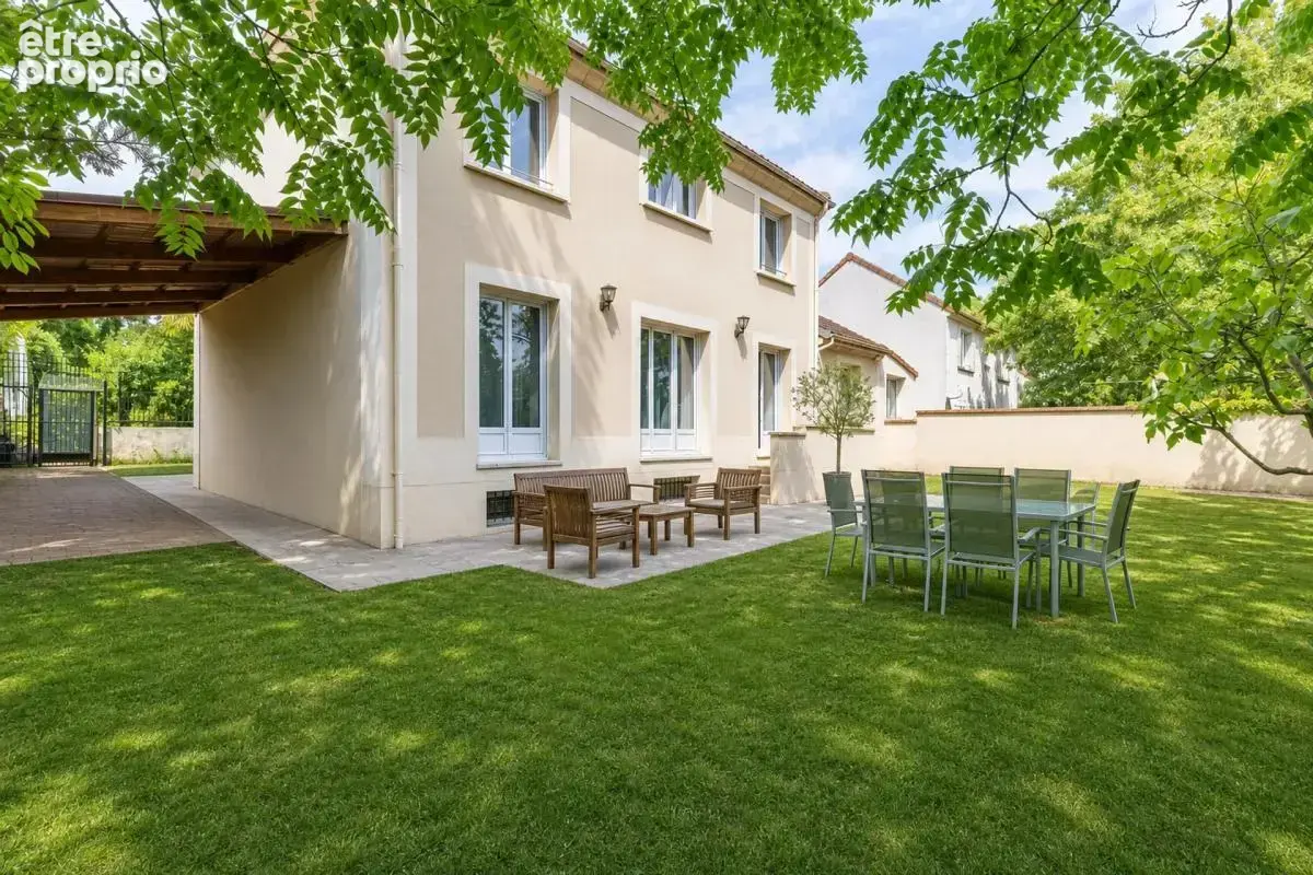 Maison de 5 pièces de plus de 120 m² à Argenteuil avec annexe - photo 2