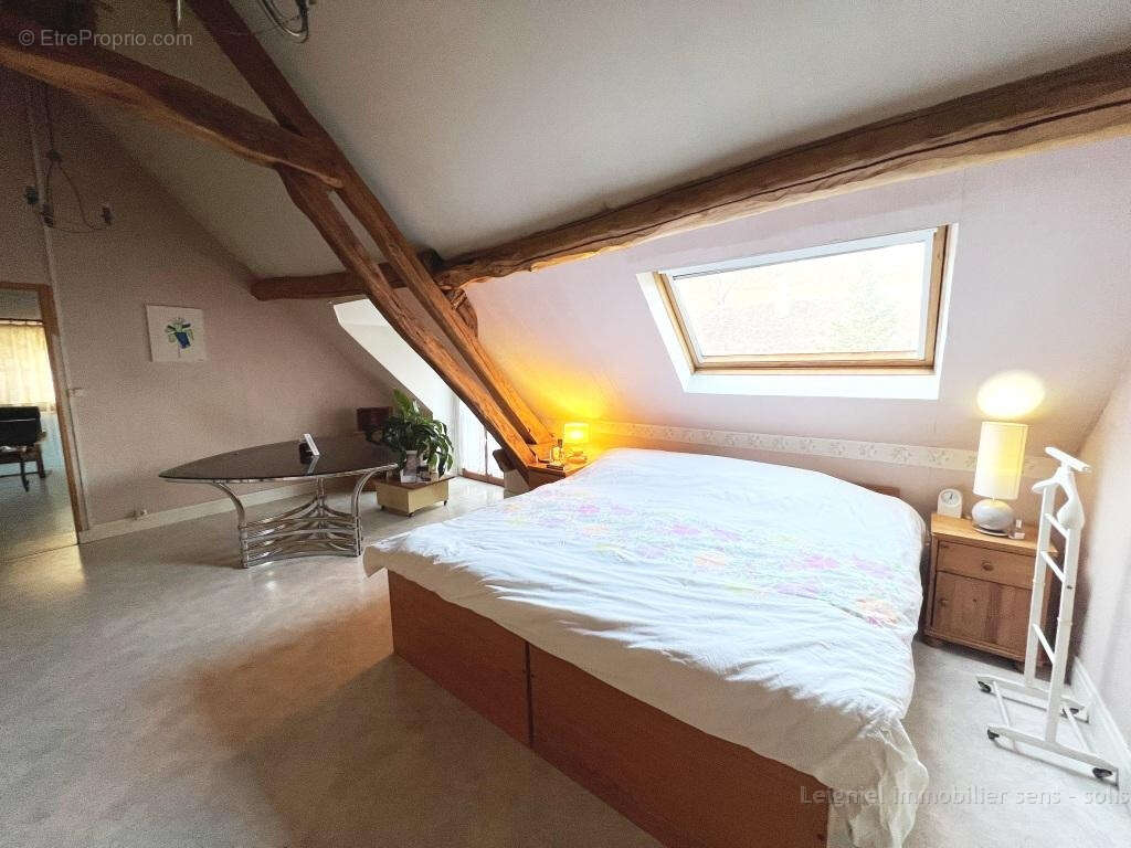 Maison à SENS