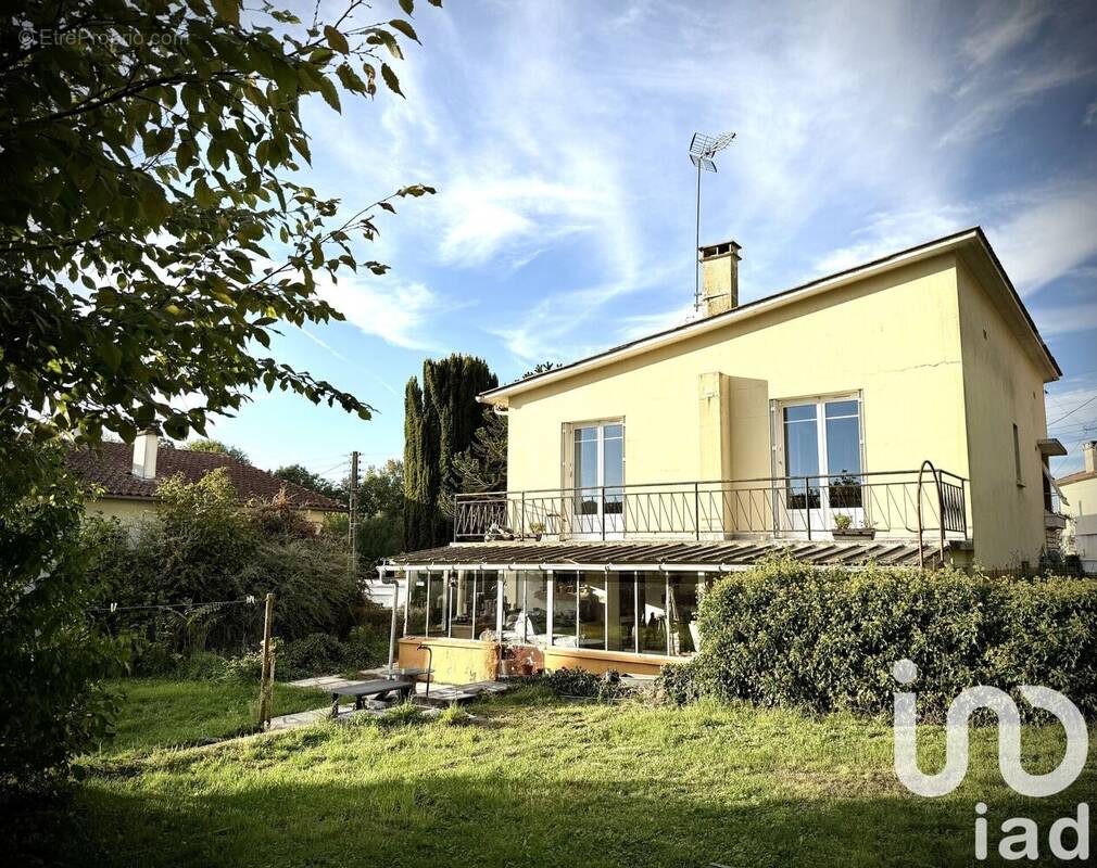 Photo 1 - Maison à MELLE