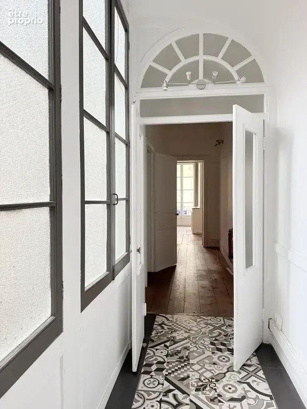 Appartement/bureau st michel - photo 8