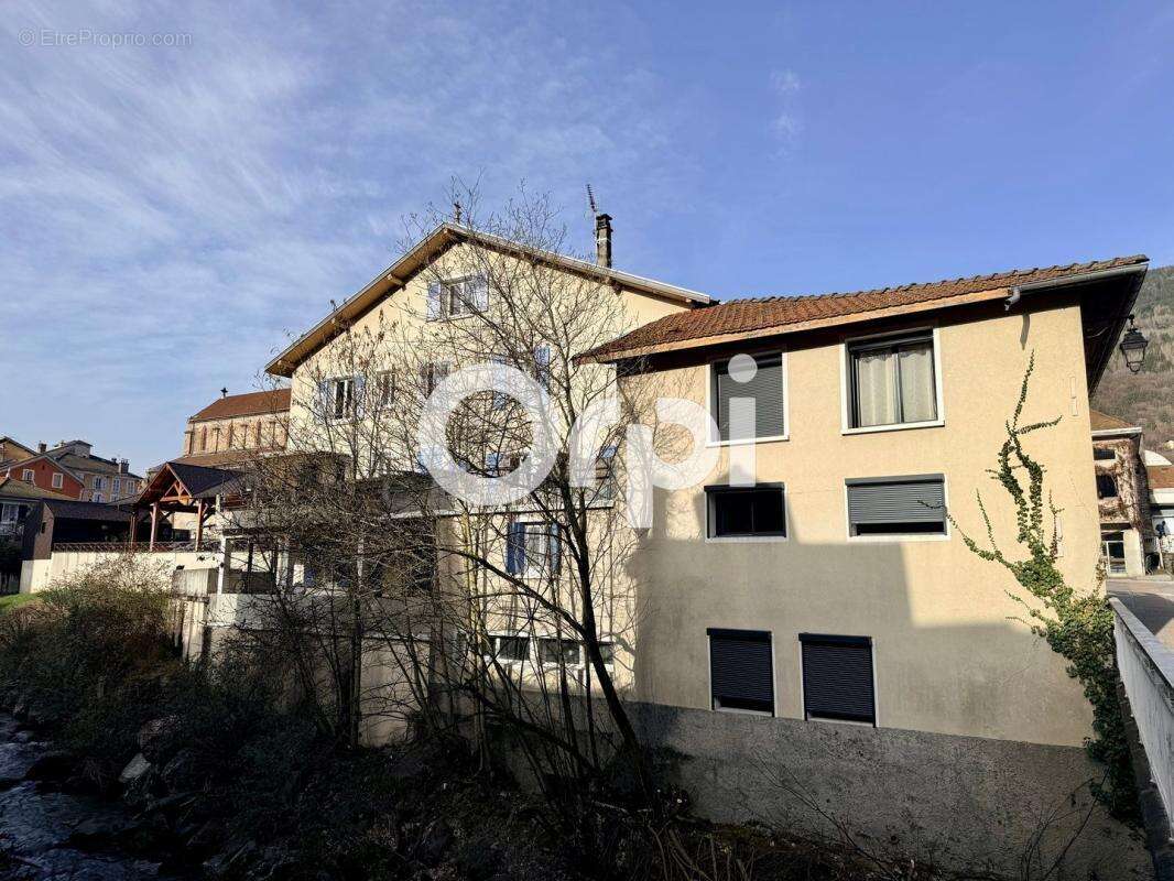 Appartement à ALLEVARD