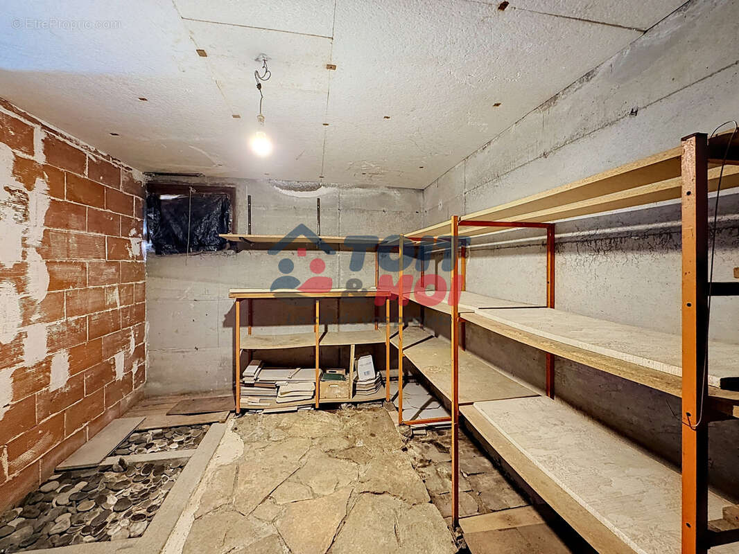 Maison d’exception sur les hauteurs de Vesoul   Vue lac, piscine couverte et grands volumes - photo 24