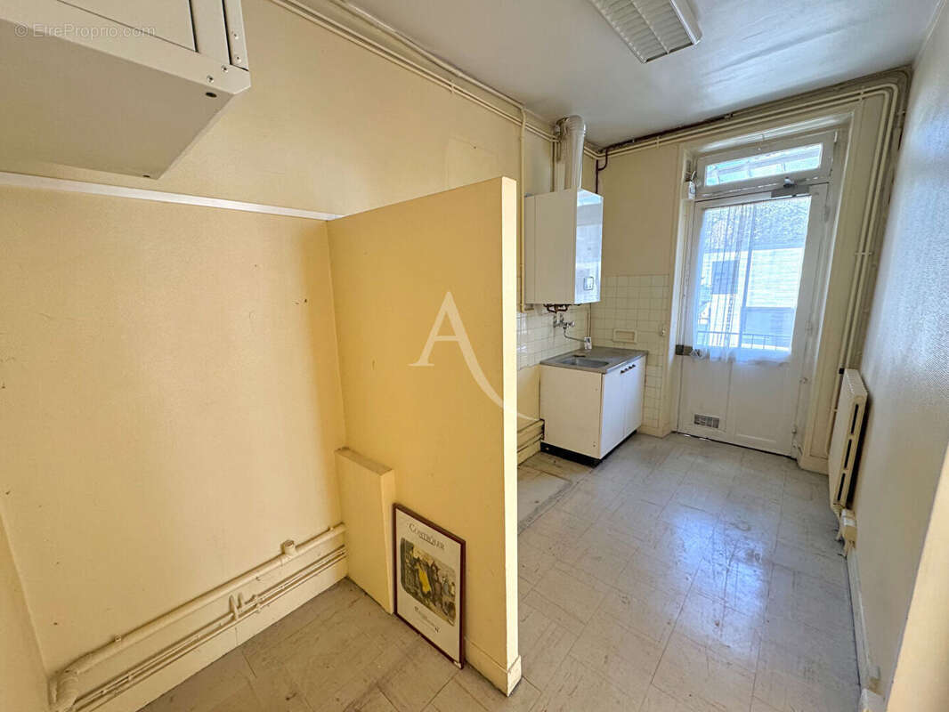 Appartement à FONTENAY-SOUS-BOIS