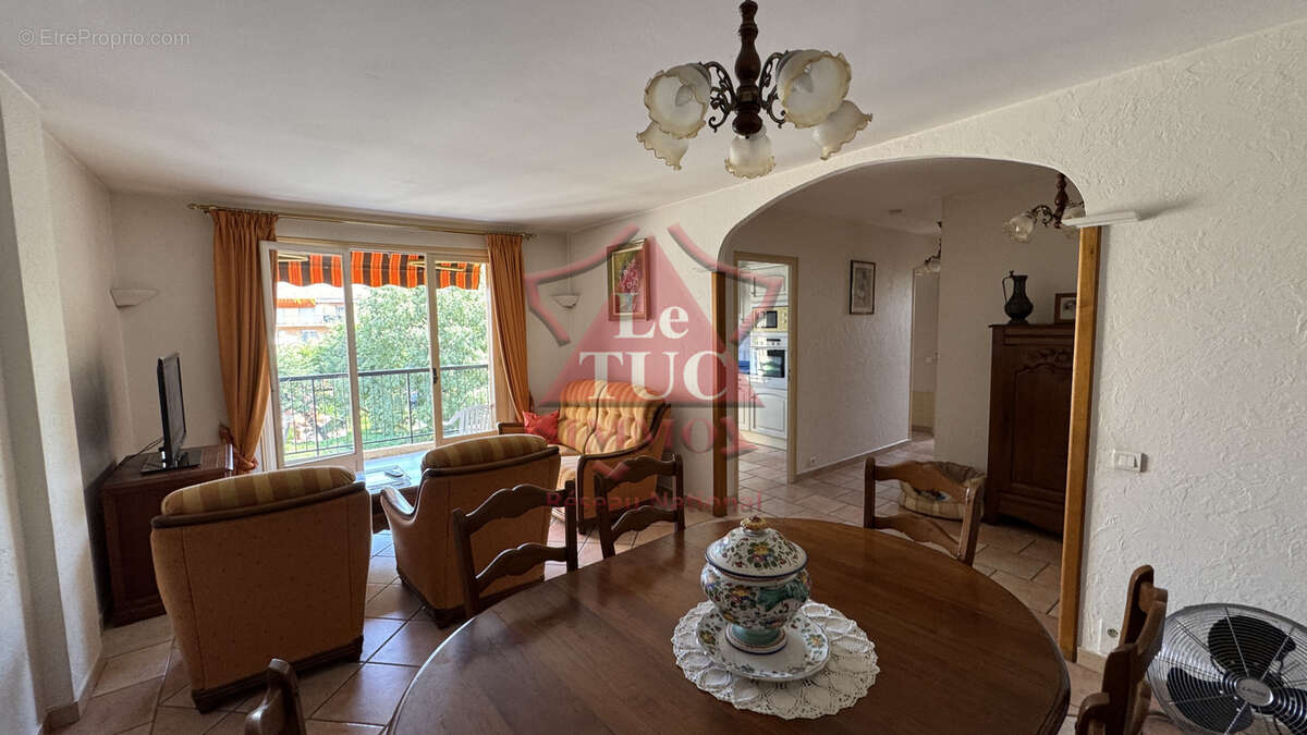 Appartement à PEYMEINADE
