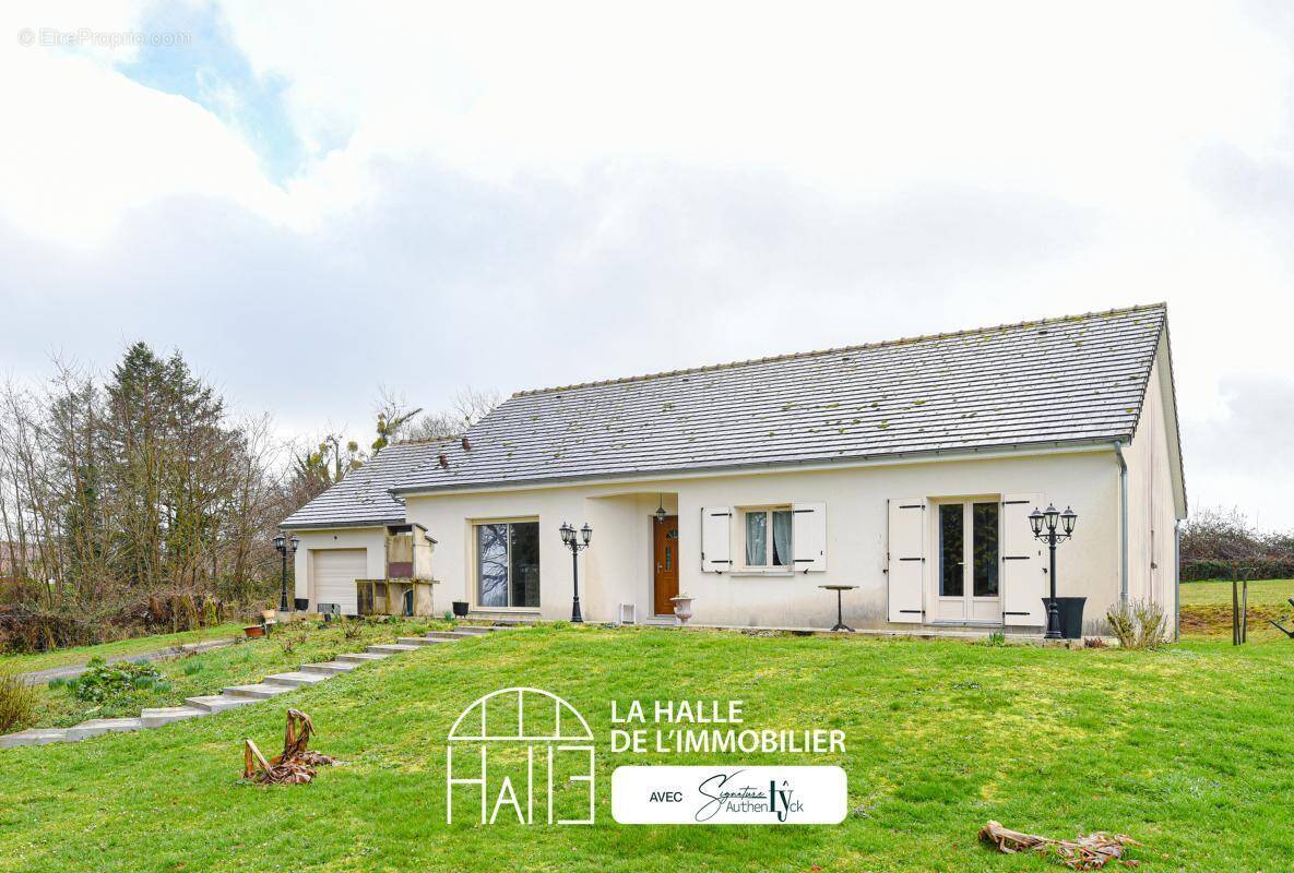 Maison à MAGNAC-BOURG