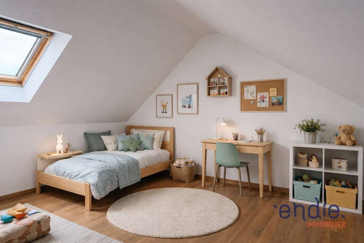 Maison à CHANTENAY-SAINT-IMBERT