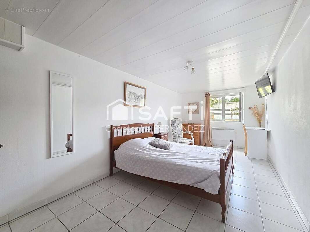 Maison 268 m² à Boisredon  - photo 8