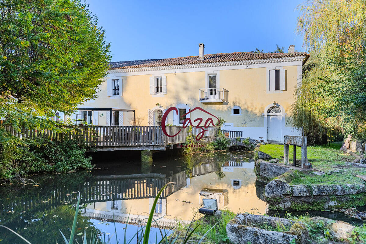 Maison à SALLEBOEUF