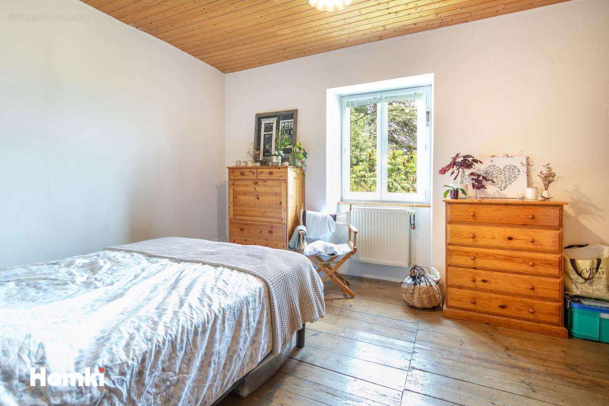 Maison/Villa T8 de 212 m² à Seyssinet-Pariset 38170 - photo 24