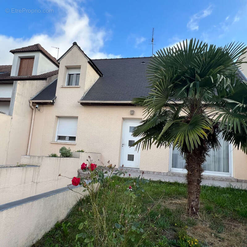 Maison à LES PAVILLONS-SOUS-BOIS