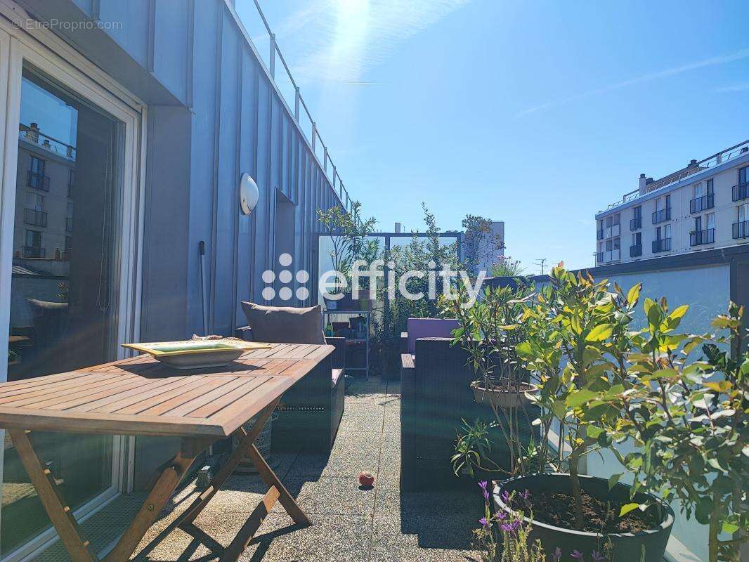 Appartement à IVRY-SUR-SEINE