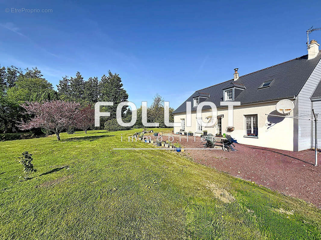 Maison à GOLLEVILLE