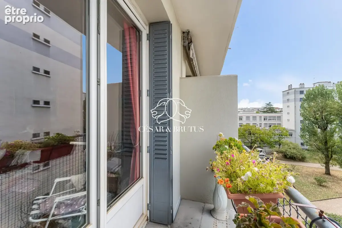 Appartement à LYON-8E