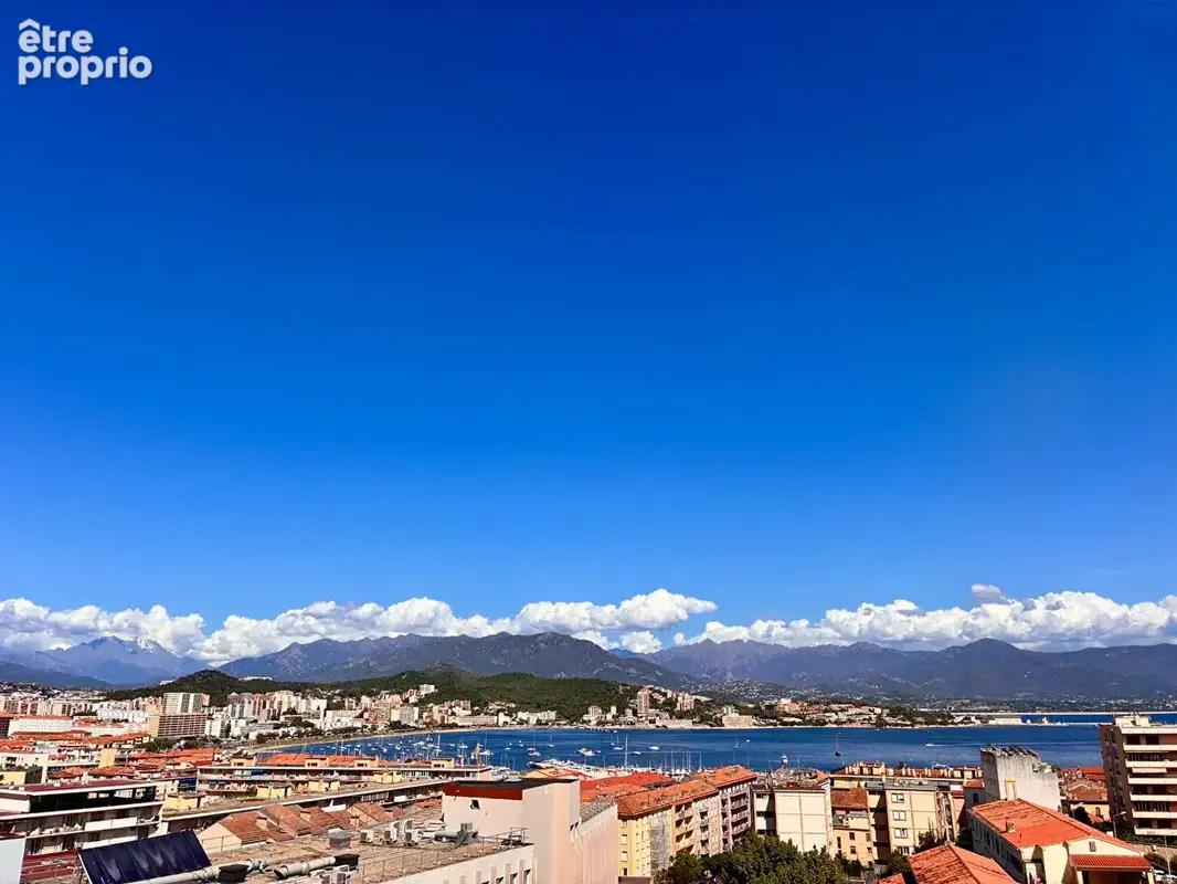 Appartement à AJACCIO