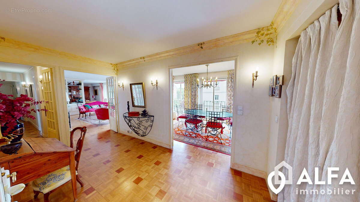 Appartement à ENGHIEN-LES-BAINS