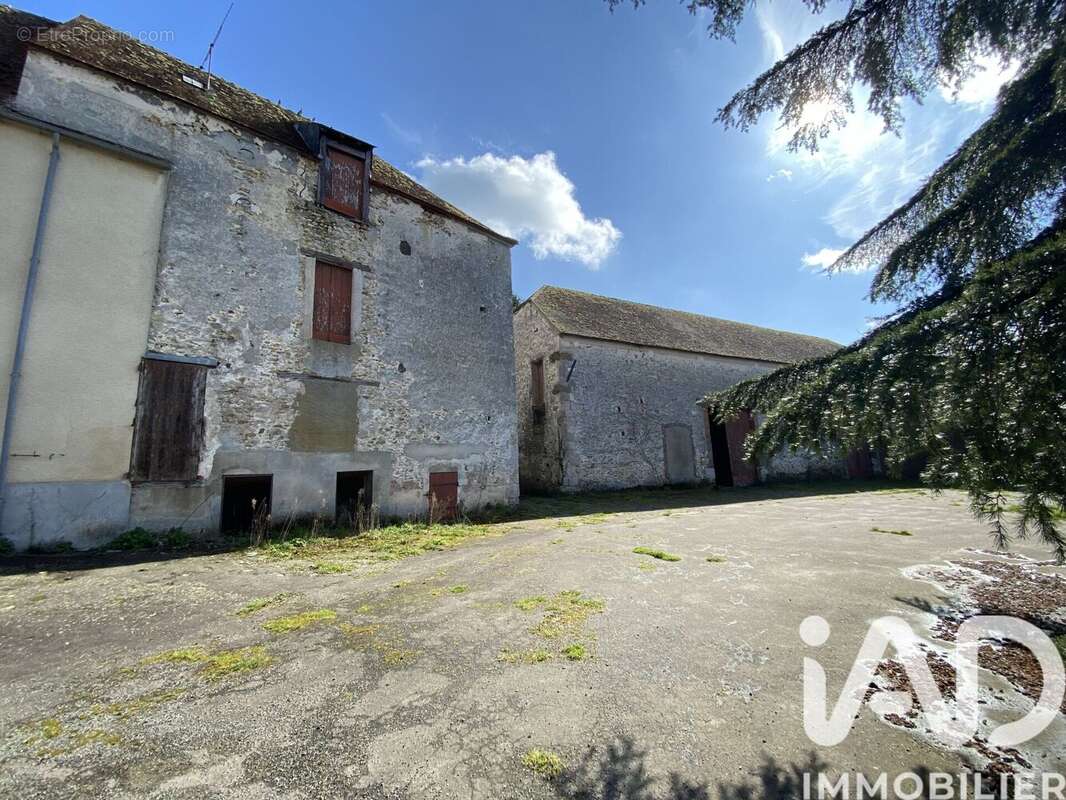 Appartement 350 m² à Gallardon  - photo 7