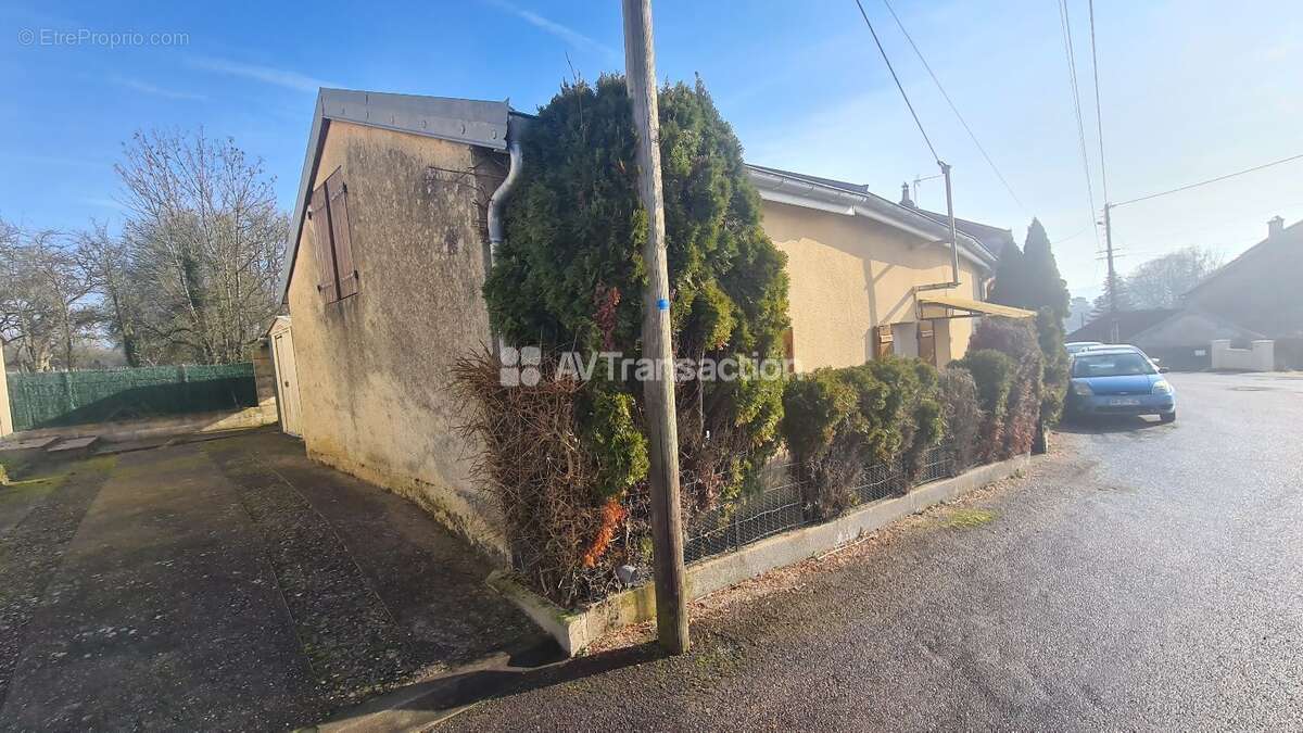 Maison à SCEY-SUR-SAONE-ET-SAINT-ALBIN