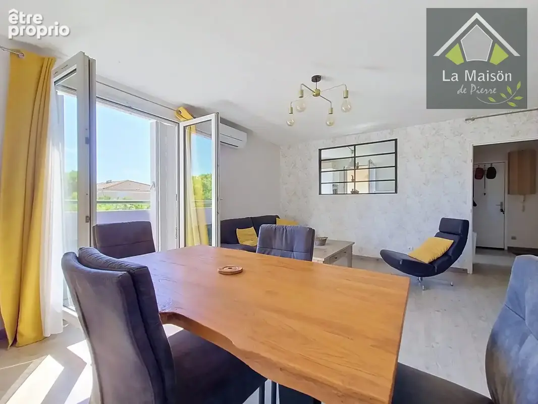 Appartement 4 pièces 77 m² à vendre à Istres (13800) - photo 2