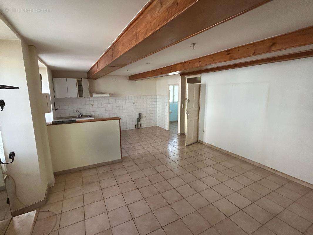 Appartement à SEDERON