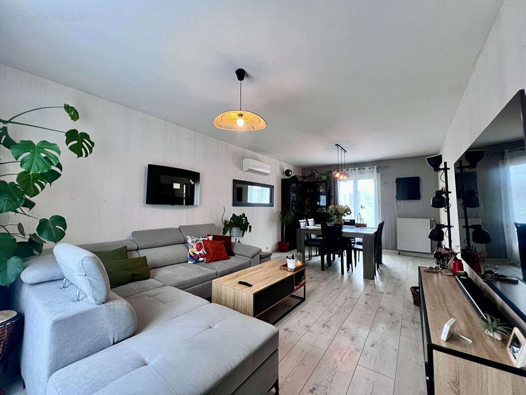 Charmante maison familiale de 101 m² à Saint-Ay - Secteur calme - photo 2