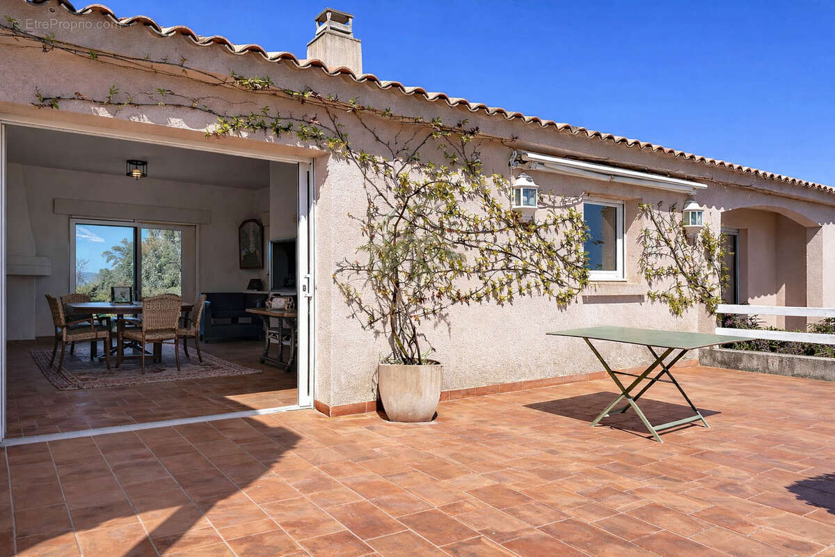 Maison à PORTO-VECCHIO