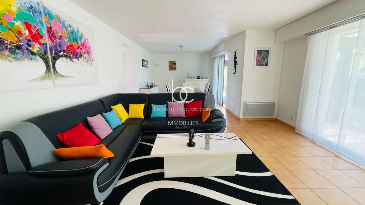 Maison à LE TOUR-DU-PARC