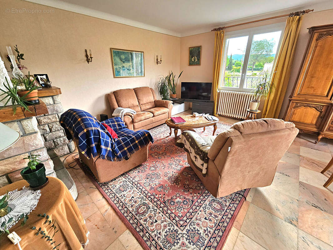 Maison à SAINT-HILAIRE