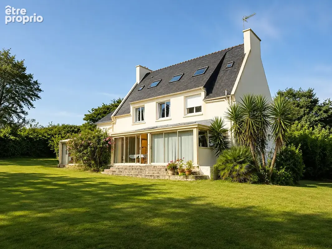 Plouzané - secteur la trinité - maison familiale de 280 m² sur parcelle de 2 000 m² - photo 1