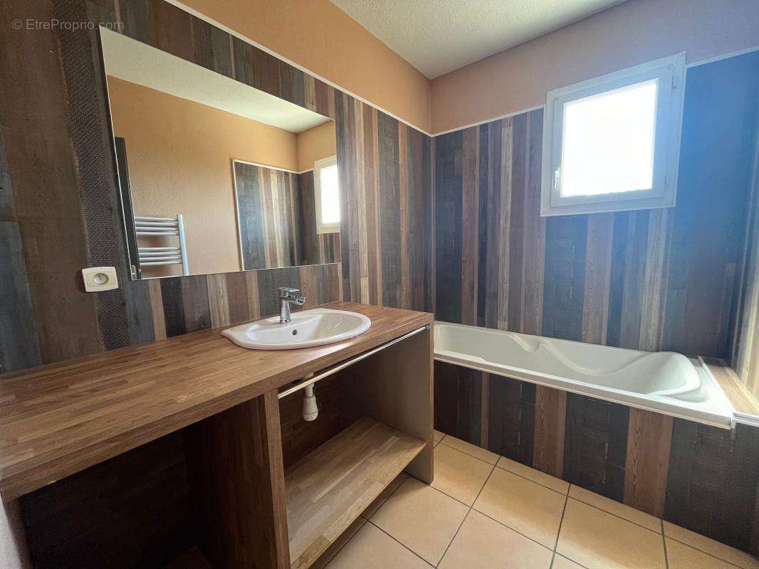 Villa T4 avec chambre en rez de chaussée, garage et jardin - photo 8