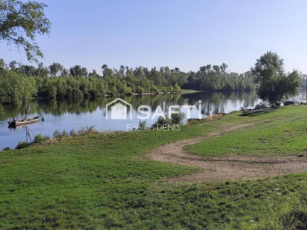 Photo 1 - Terrain à SAINT-DYE-SUR-LOIRE