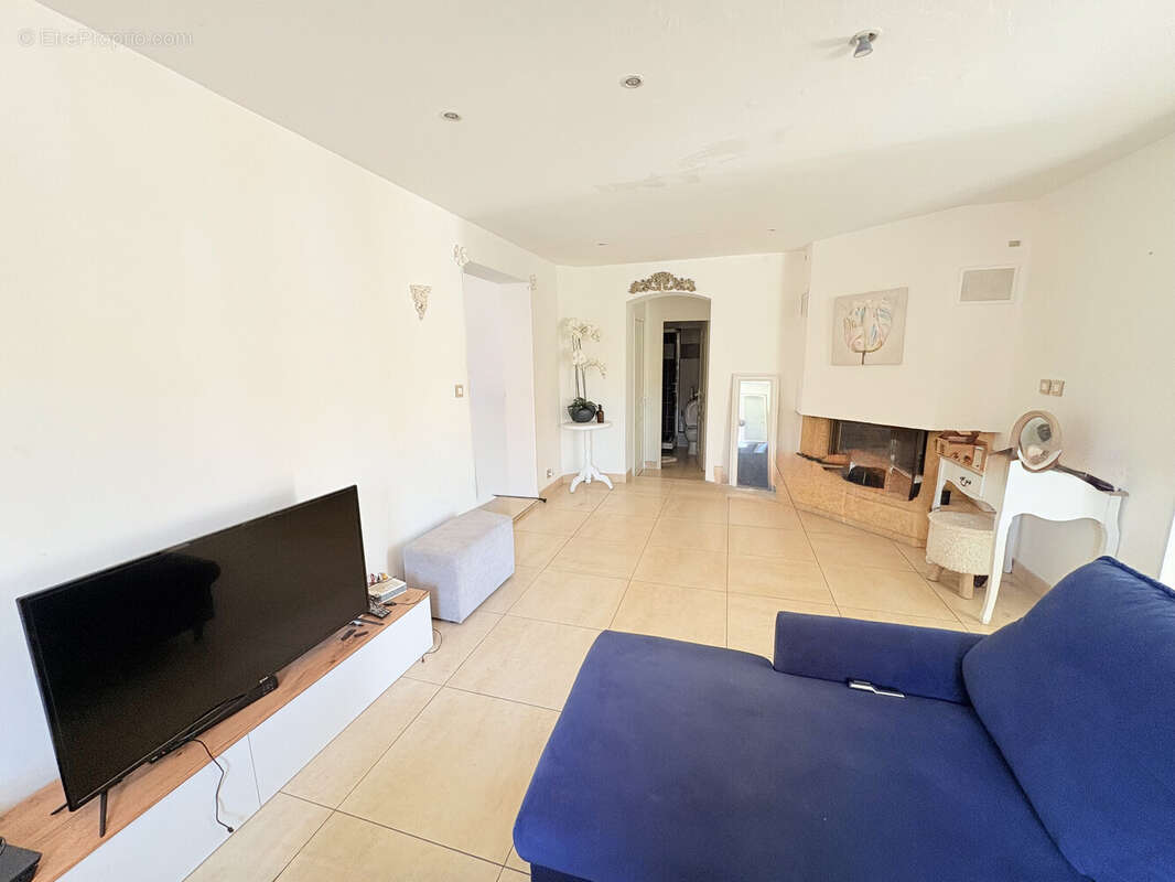 Maison à VILLENEUVE-LES-MAGUELONE