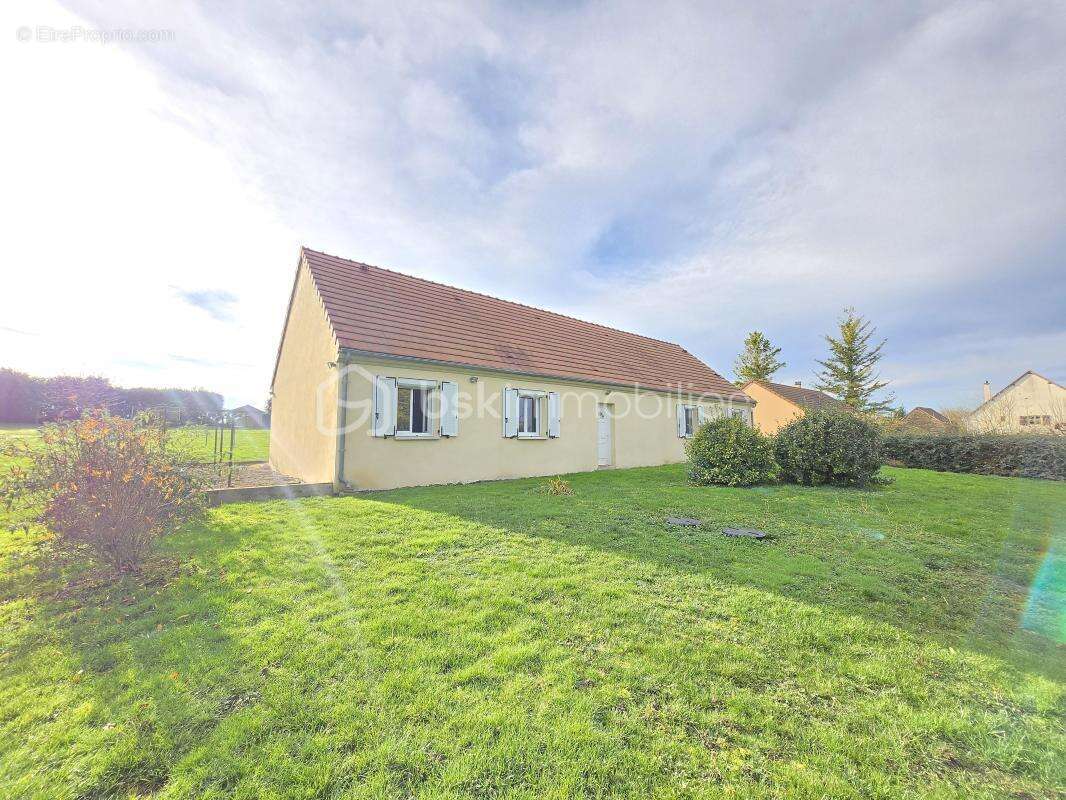 Maison à GERMIGNY-SUR-LOIRE