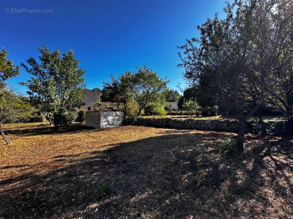 Terrain à DRAGUIGNAN
