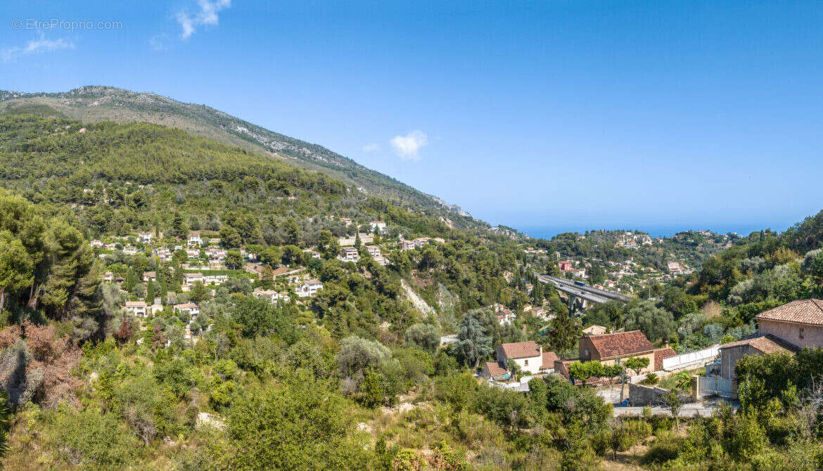 Appartement à MENTON