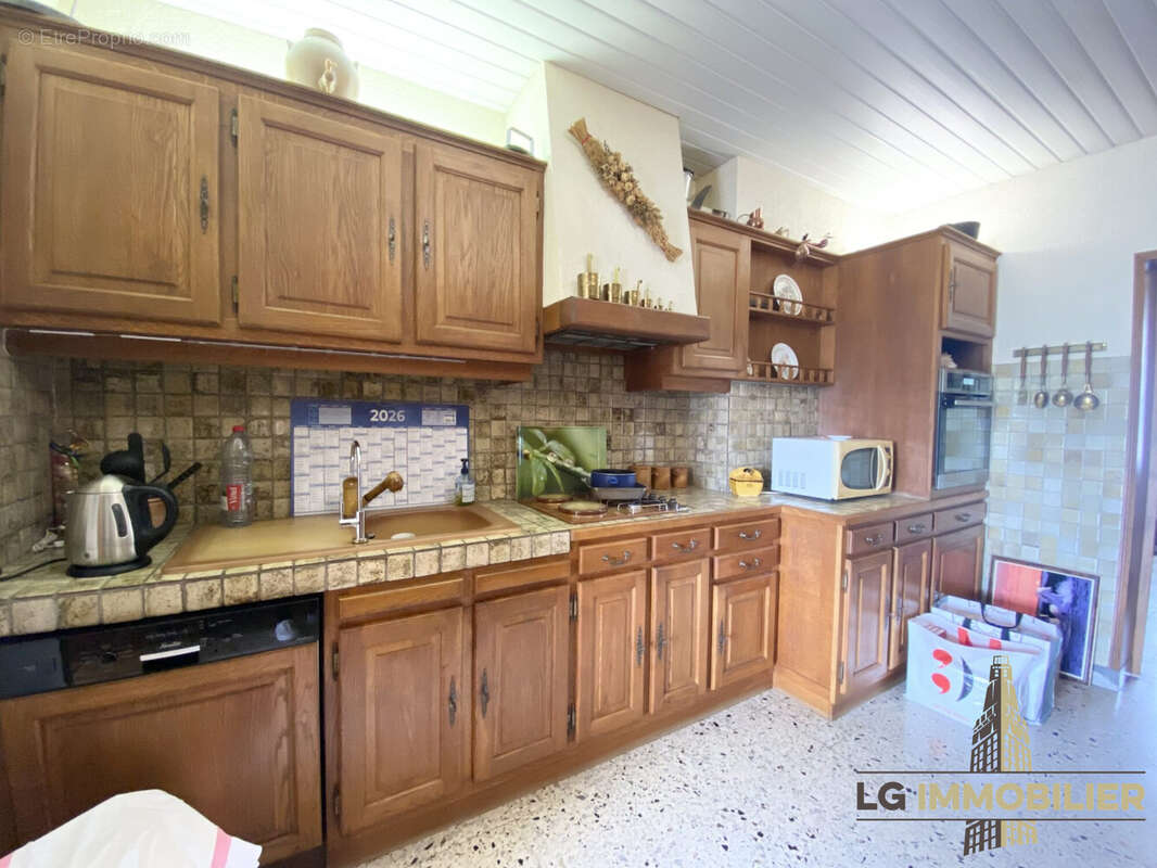 Maison 171 m² à Roye  - photo 6