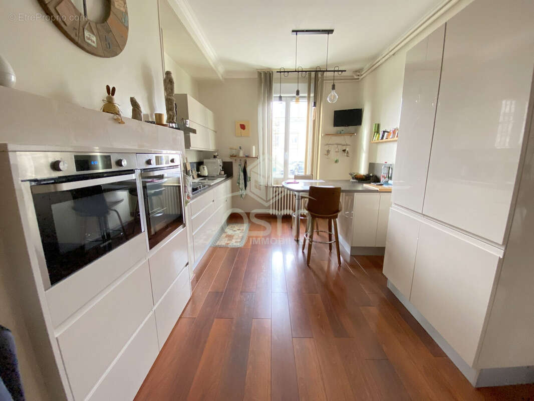 Maison 212 m² à Sainte-Maure-De-Touraine  - photo 3