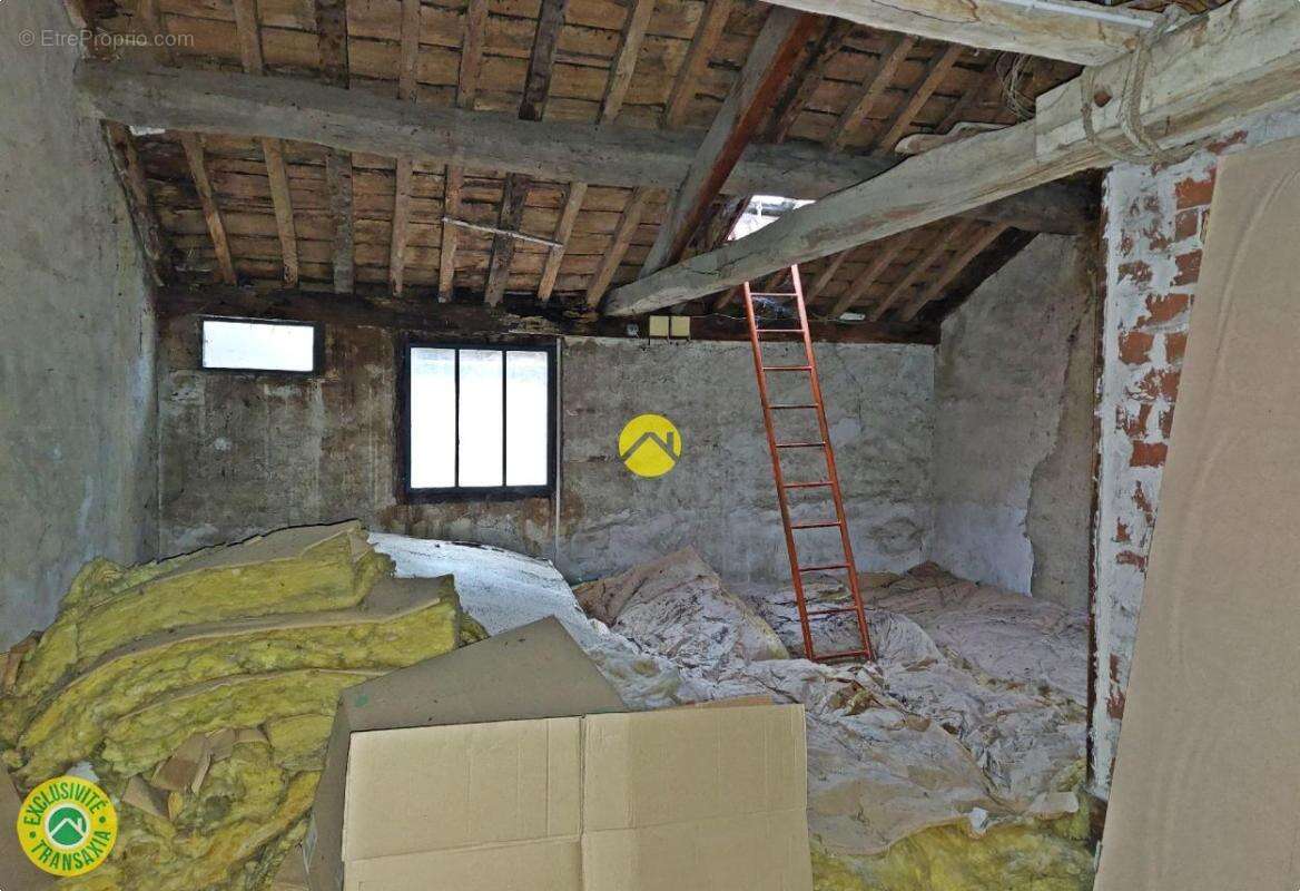 Maison à ANCY-LE-FRANC